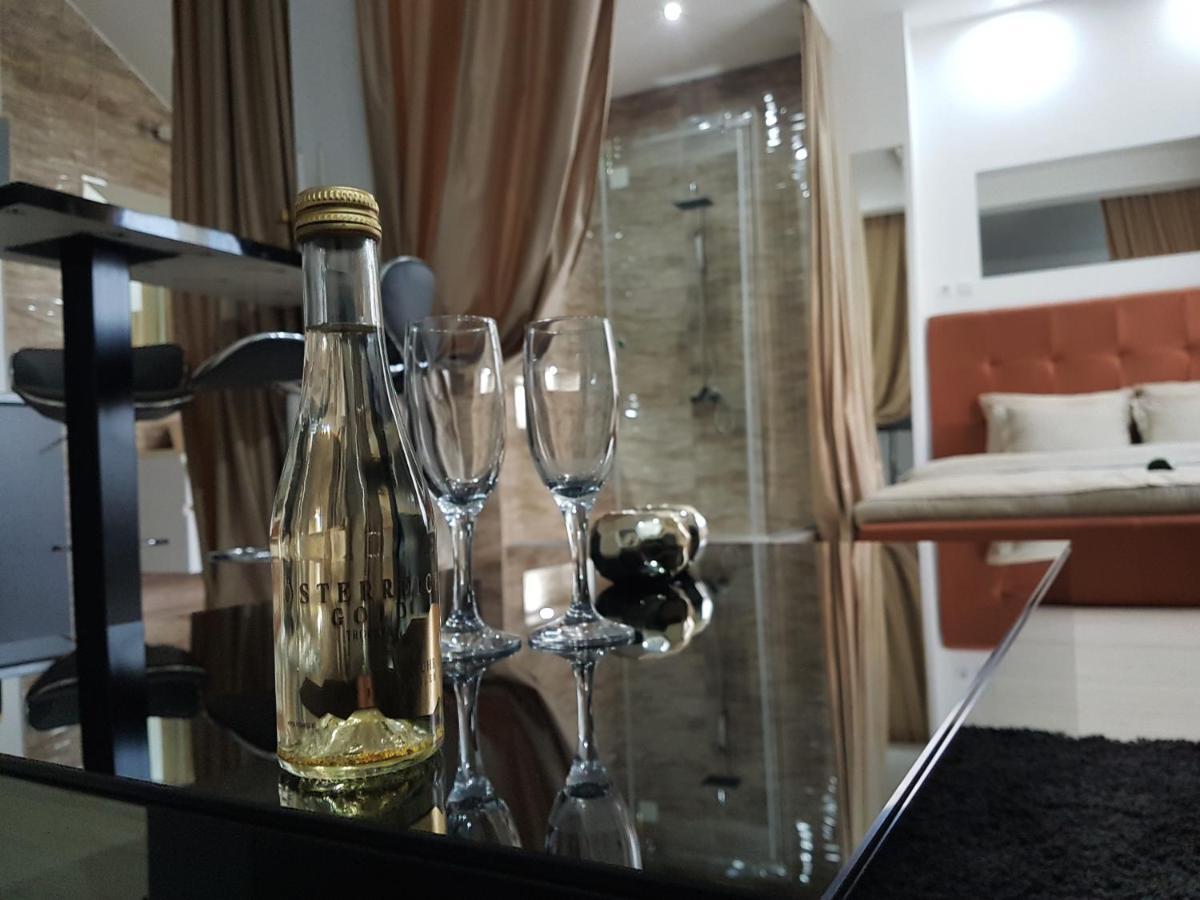 Apartments Vila White House Pancevo Luaran gambar