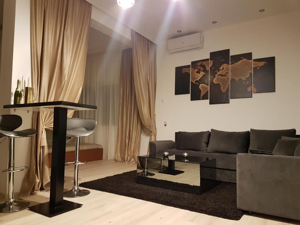 Apartments Vila White House Pancevo Luaran gambar